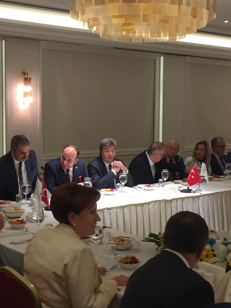Genel Başkanımız sayın Meral Akşener’in katılımlarıyla, Milletvekili arkadaşlarımız ve Divan üyelerimiz ile bir araya gelerek istişarelerde bulunduk. Milletimizin ve ülkemizin menfaatleri doğrultusunda çalışmalarımıza devam edeceğiz. <a href="/meral_aksener/">Meral Akşener</a> <a href="/iyiparti/">İYİ Parti</a>