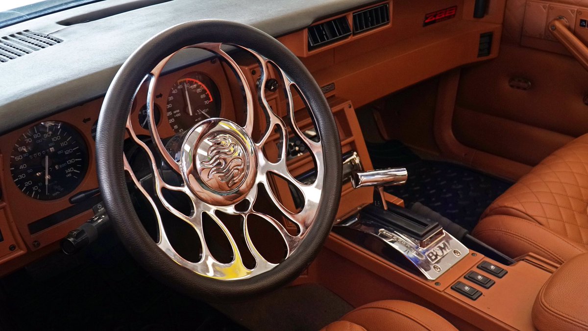 Auto Fest 2019 Klasiklerinden...
#ANKAmall #Ankara #AutofestANKAmallda #autofest #autofest2019 #fest #auto #başkent #Autofest2019ANKAmallda #instacar #otomobil