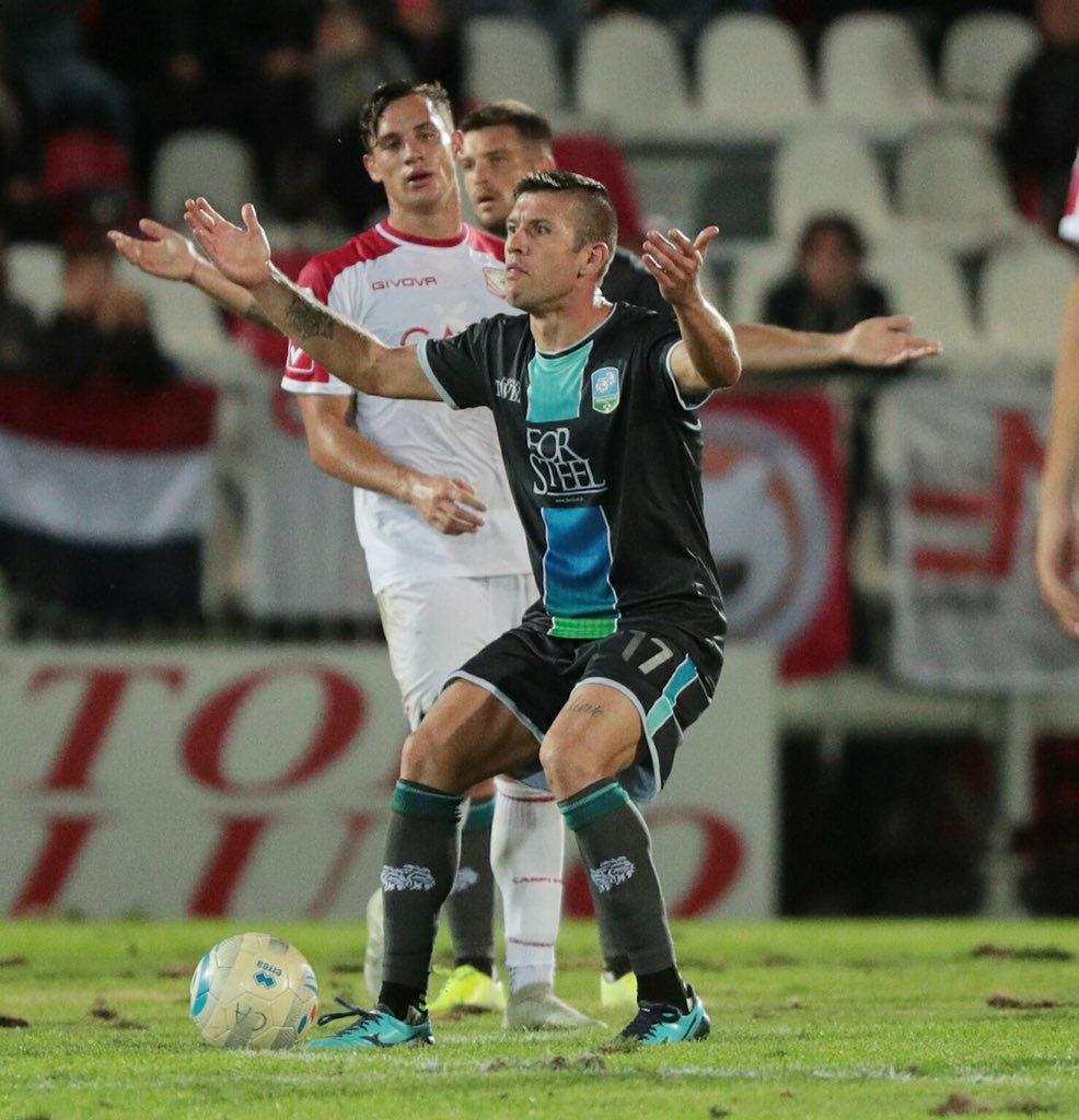 unionbrescia's tweet image. 🔴 LIVE #CapFer #NoiSiamoiLeonidelGarda 

Dopo 5’ di recupero finisce al Cabassi: vince il @carpifc1909 1️⃣-0️⃣

Sempre e comunque forza #LeonidelGarda ‼️ Avanti tutta verdeblù, non molliamo 💪🏻