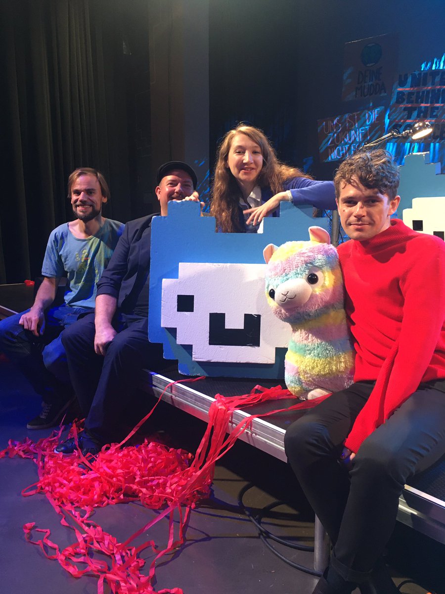 jiutha's tweet photo. Let‘s call it a weekend -super happy that we were part of this year’s #jugendhackt w/our #projektpkkb-workshop #remixingthegarden @FHPotsdam https://t.co/XgPxVIipt8
