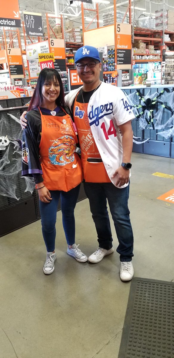 Sports Day at #0663 #LADodgers #Ravens #CAMOctober <a href="/Tpierce1288/">Travis Pierce</a> <a href="/RobinGirardTHD/">Robin Girard</a> <a href="/JEvaristo0663/">James Evaristo</a> <a href="/mdparrett/">Machael Parrett</a>