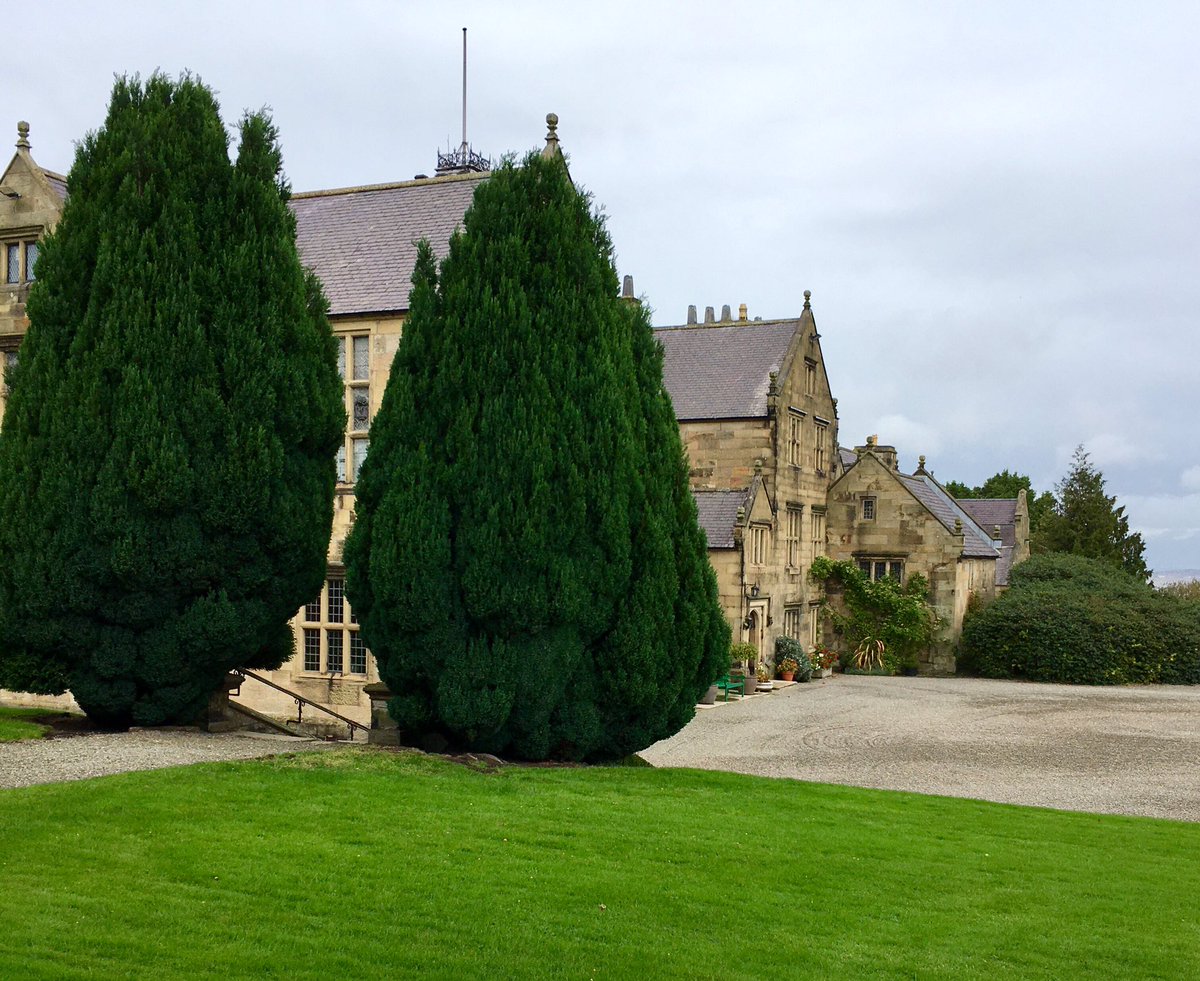 CambriaCeltica's tweet photo. Fabulous day out today @mostyngarden #MostynHall in aid of @AlmostHome_Dog Jacobean #architecture meets late medieval #NorthWales https://t.co/oZoOzRAXM0