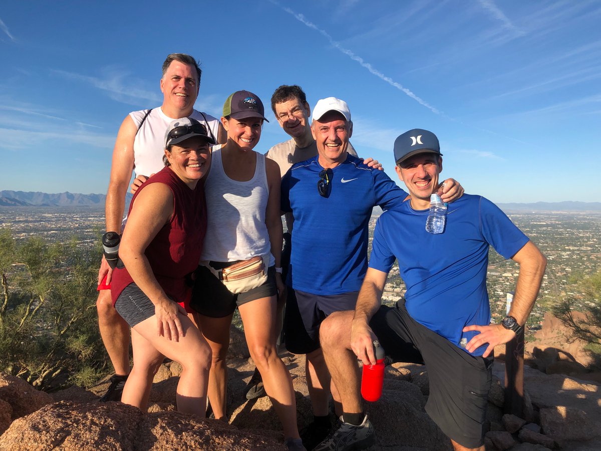 Pat_Brassard's tweet photo. Pre-talk workout with part of our workshop group @bySpeedBump #carsonsmith #russelswerdlow #darleensandoval #davidpoole #acuteexerciseandthebrain Now ready for Day #2 ! @Sandy_REACHLab @evidoni5 @MarcasBamman @jburns2 @Barnes_Lab @morrisjillk https://t.co/qm17scO3yh