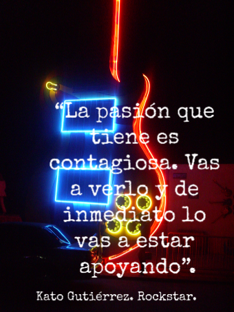 lauragarzamty's tweet photo. Pasen a mi blog y chequen las frases y la reseña de Rockstar de @mrkato , Kato Gutiérrez. ¿Eres regio? Debes leerlo. ¿Tienes sueños por realizar? Debes leerlo. ¿No tienes sueños, carajo? Pues a inventarlos, pero lee Rockstar. https://t.co/Q9SVUoYS7M https://t.co/wtoh3tIPHO