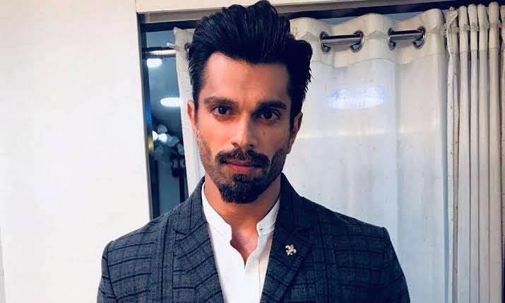 KSG & Rhea SharmaOn finding out that his sister is stuck in an abusive marriage that she was pressurized into by her parents, a successful industrialist from an orthodox family fights with the world to bring his sister justice and welcome her back home.