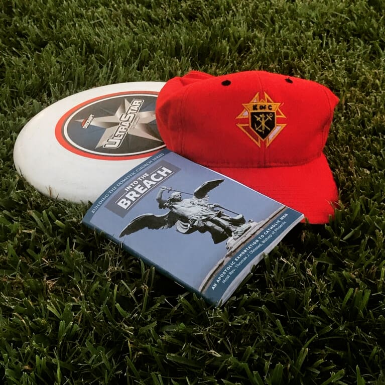 LamarKnights's tweet photo. This week we had our first ever installment of Bros and Bibles! After a great game of ultimate frisbee, we gathered up and broke down the faith together using scripture and "Into the Breach" as a guide for our discussion on how to be better men. Thank you all for coming out! https://t.co/AegdCgUtRJ
