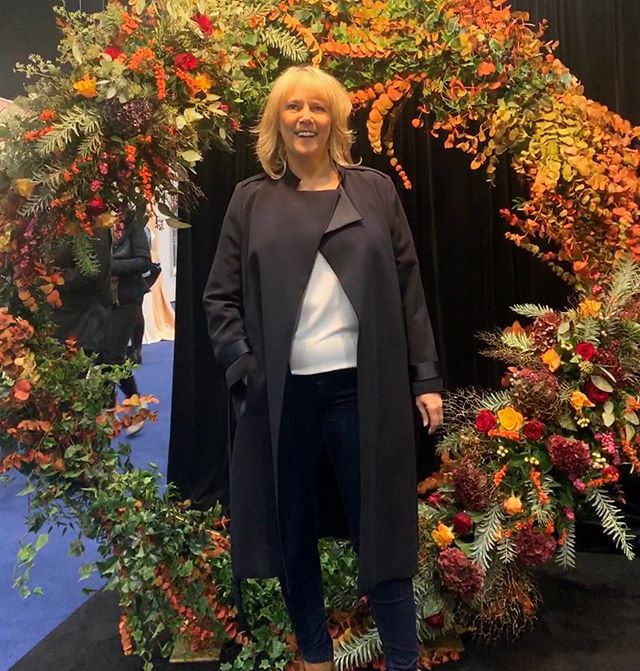jackiesblogspot's tweet photo. Come on A🍂U🍁T🥀U🎃M👻N I’m ready for you. 😬
.
#davidmcconkeyflowers @weddingjournal 
#hellooctober #HalloweenCountdown #BloggingCommunity #FindYourFlock #MyCreativeCommunity #PumpkinLove #ThisAutumnLife #EmbraceTheSeasons
#hellopumpkin #autumnguff #… https://t.co/PBVlgRE8wP https://t.co/bfaT2oijDK