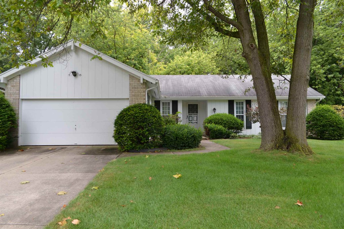 re_oak's tweet photo. We are looking for a buyer on 1833 Kenilworth Drive #Elkhart #IN  #realestate https://t.co/OrAFDHKCMy https://t.co/tgaOpdzO06
