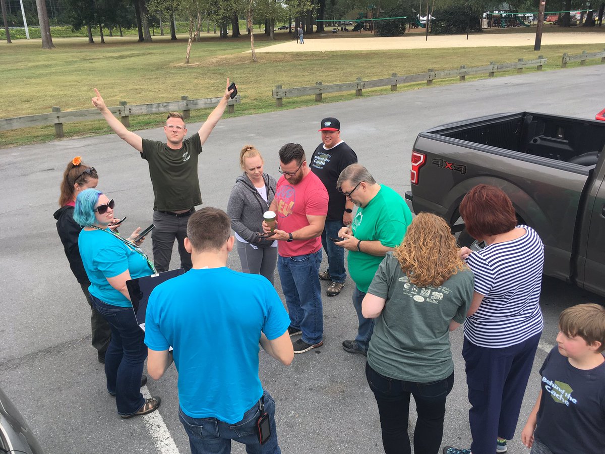 SuperNateTN's tweet image. That moment when your Geocaching group includes both @garyslinkard &amp;amp; Jesse from @Geocachetalk; Joshua from @Geocachingvlogs; Hullu_jussi from Finland; @behindthecache; and many others. This was a fun way to wrap up #GoingCaching 2019 in Rome. #Geocaching @GoGeocaching