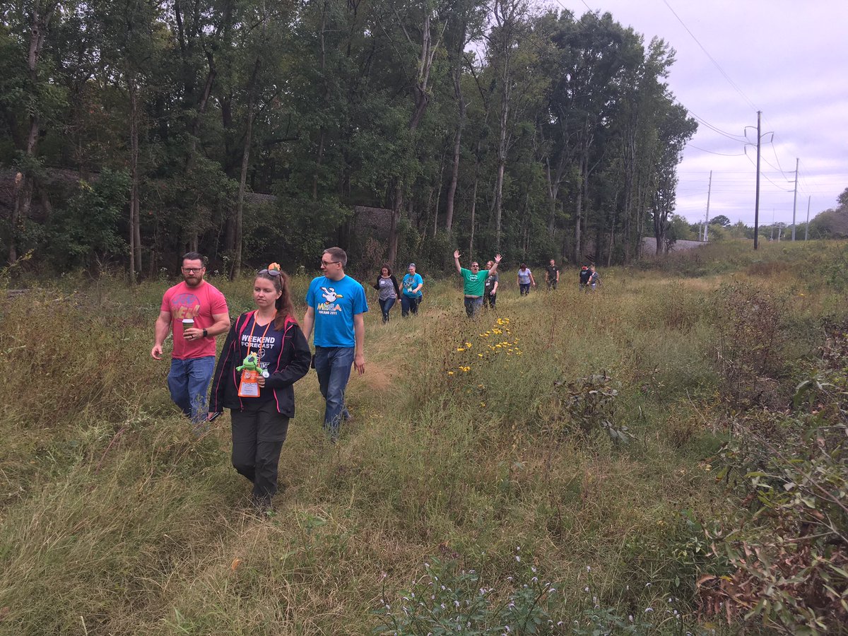 SuperNateTN's tweet image. That moment when your Geocaching group includes both @garyslinkard &amp;amp; Jesse from @Geocachetalk; Joshua from @Geocachingvlogs; Hullu_jussi from Finland; @behindthecache; and many others. This was a fun way to wrap up #GoingCaching 2019 in Rome. #Geocaching @GoGeocaching