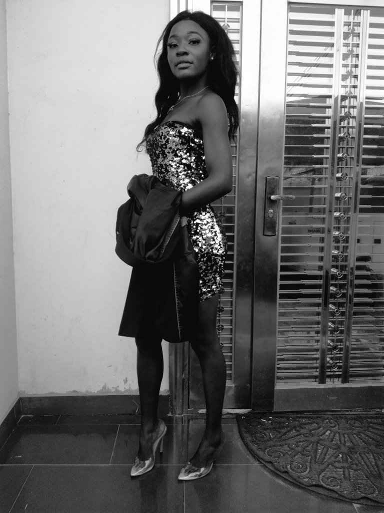 Ninakery's tweet image. I'm an actor and Acting is my die hard passion.....
On Set.
#actors.