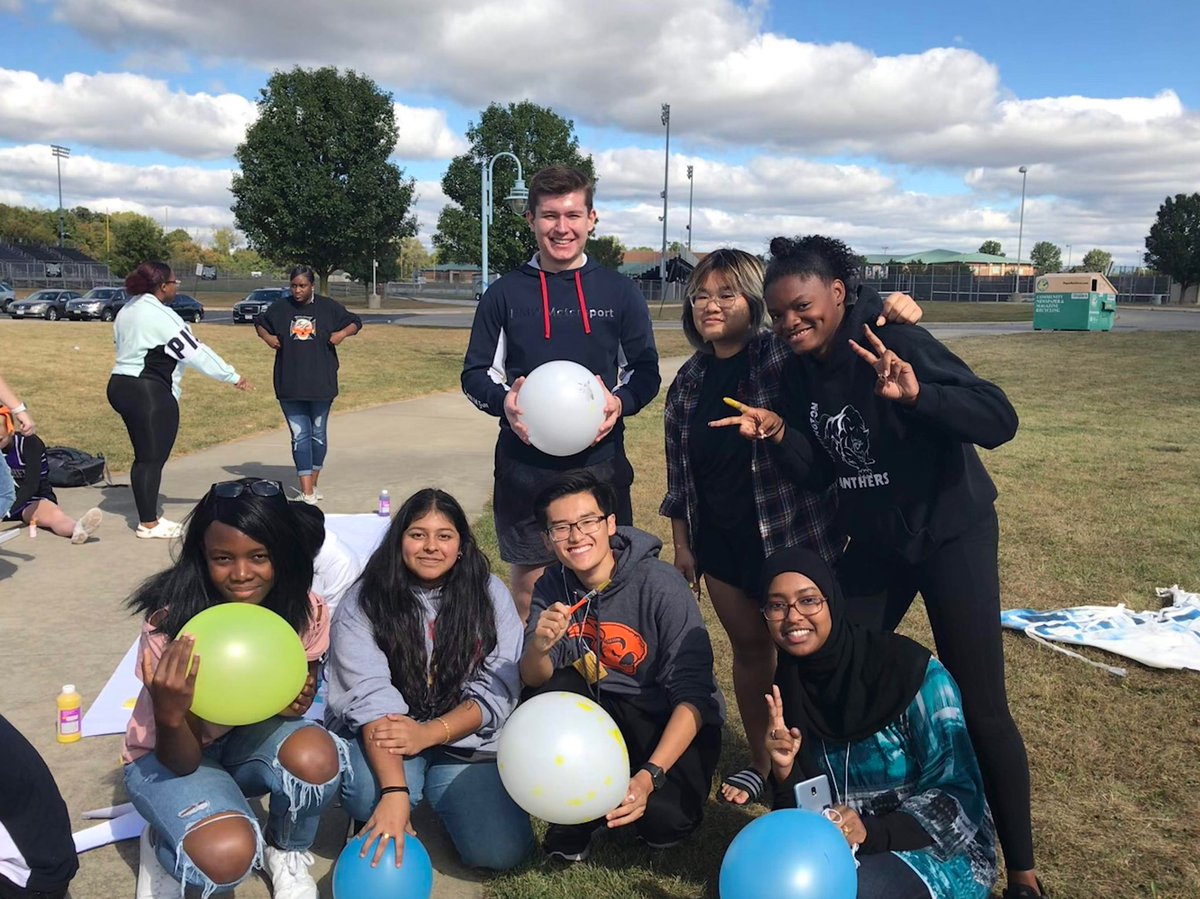 PHSN_KeyClub's tweet photo. More pics~ with the officers https://t.co/e0lvjwRgNh