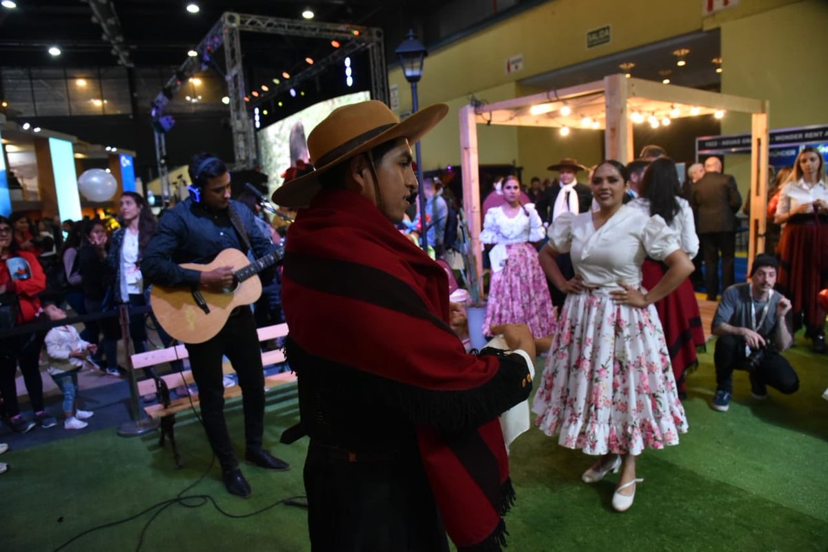 Se vivió la segunda jornada de #FIT2019. Hasta el 8 de octubre te esperamos en el predio de La Rural en la ciudad autónoma de Buenos Aires. ¡Visitá nuestro stand!

#SaltaEnFit #VoyASalta