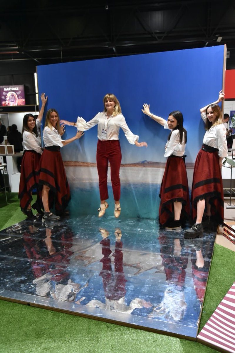 SaltaVisit's tweet photo. Se vivió la segunda jornada de #FIT2019. Hasta el 8 de octubre te esperamos en el predio de La Rural en la ciudad autónoma de Buenos Aires. ¡Visitá nuestro stand!

#SaltaEnFit #VoyASalta https://t.co/lZ7Bu9AdGX