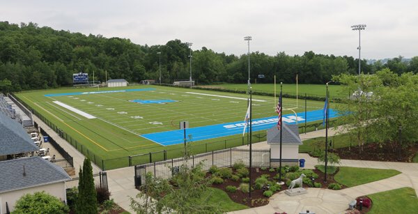 moerobinson1816's tweet photo. I’m very excited to announce my commitment to continue my athletic and academic career at Assumption College! Thank you to my family, friends, and coaches for all they have done to help me get here 💙💙 #gohounds https://t.co/c81t8l9pOq