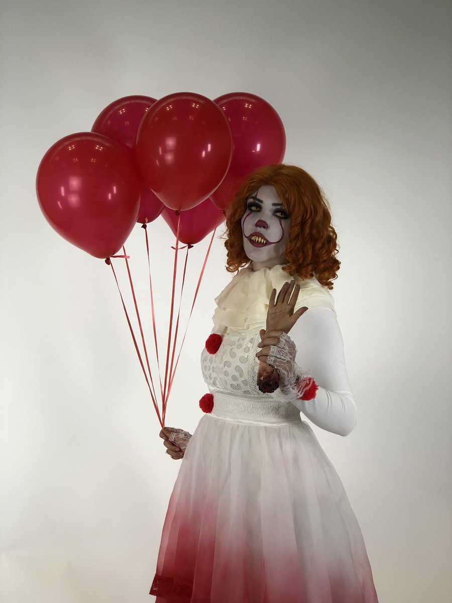 hi, i’m a 16 year old cosplayer coming around to say: sometimes female pennywise is scarier 🎈 #pennywise #it #ITMovie #pennywisecosplay #cosplay @ITMovieOfficial @StephenKing