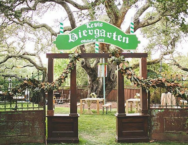 karsonbutler's tweet photo. As Oktoberfest comes to an end, we’re reminiscing on this #kbewest party fav from 5 years ago! Check out our stories above to see how we transformed this clients home to a Biergarten of dreams with @foundrentals @solvangbakery &amp; more! 📷 @shhivikachauhan https://t.co/6qhSm9q2aQ