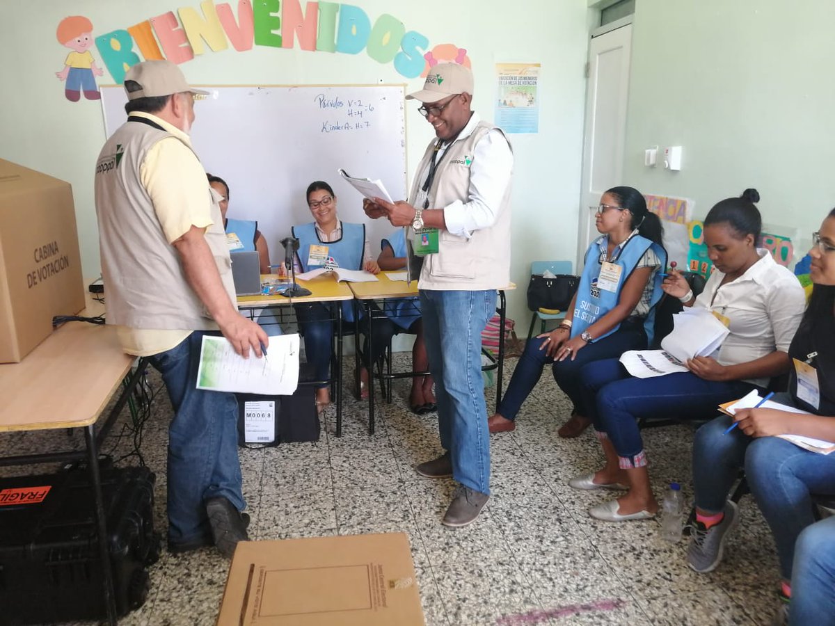 CopppalObserva's tweet photo. #RepúblicaDominicana
A media hora del cierre de los comicios, la misión de @CopppalObserva sigue recorriendo los recintos electorales.
#CopppalObserva https://t.co/AiO71mCNTw