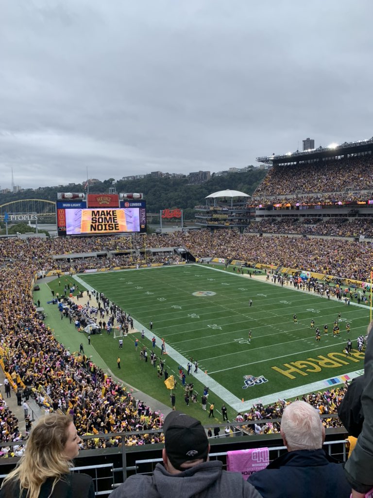McFly_II's tweet photo. Shoutout to @DraftKings for the Steelers tickets #Renegade #HereWeGo https://t.co/xt8fhQtVw7