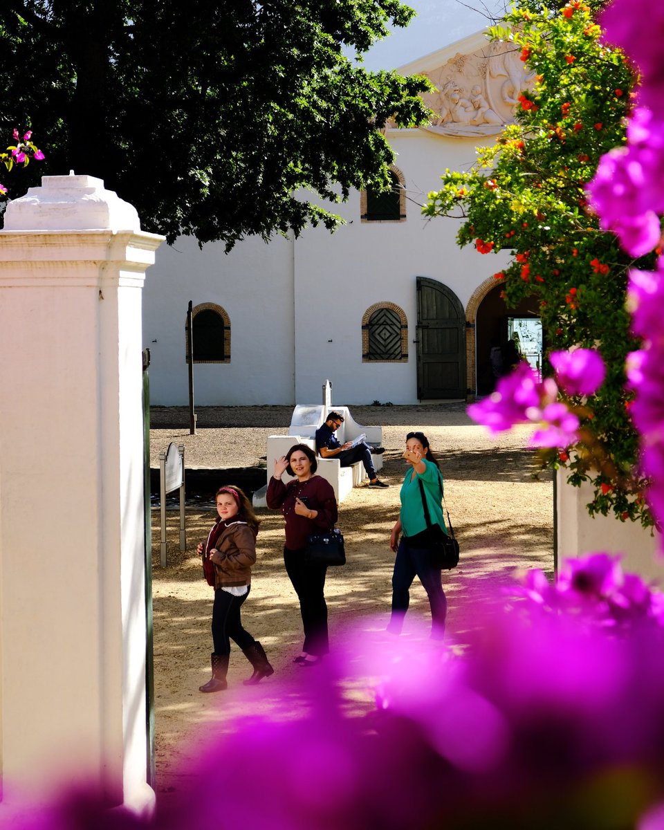 GrootConstantia's tweet photo. After a busy weekend 🇿🇦 where we’ve immersed ourselves into our Visitors Route Experience many new friends have been made. Together we’ve tasted good wine and listened to the stories of the past, appreciated innovation and look forward to the future!
#Walkingbackintime https://t.co/lykgE8cPqW