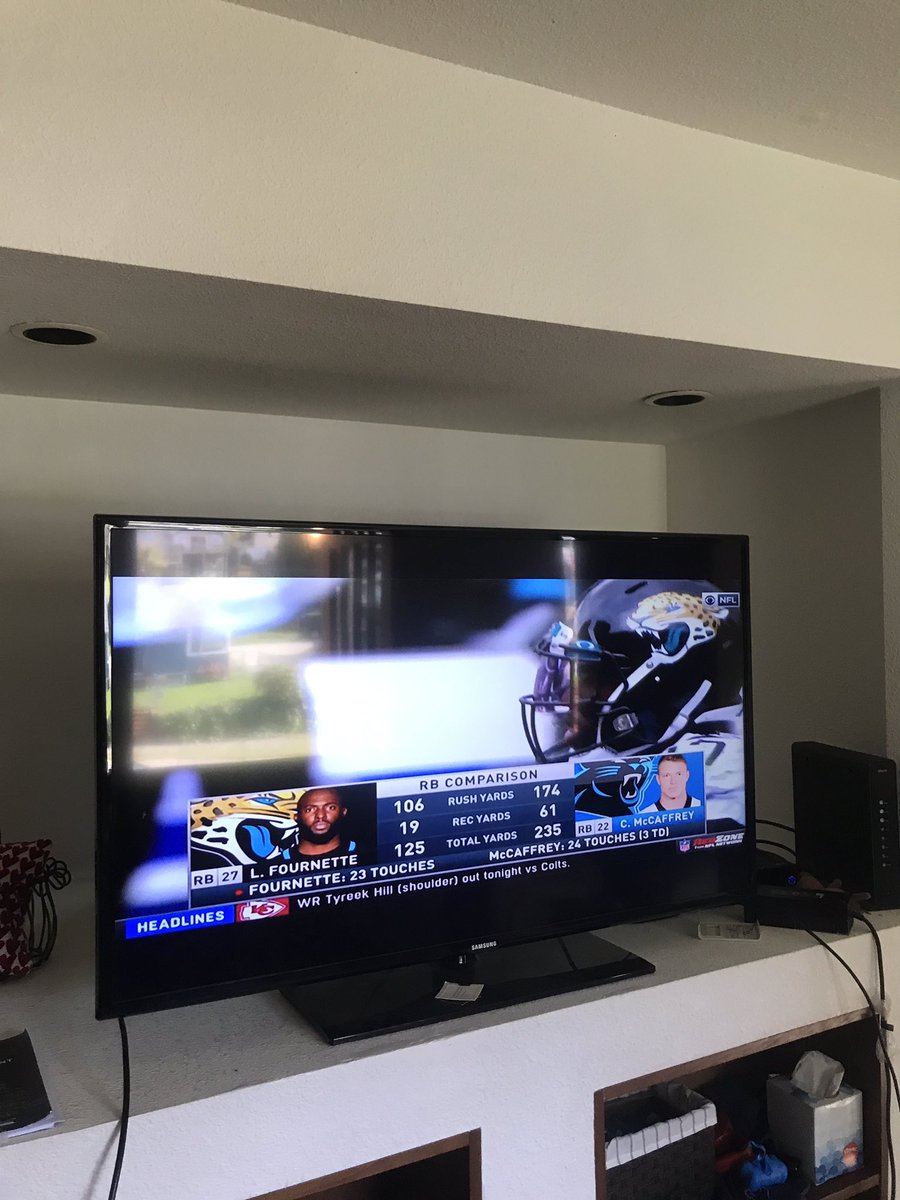 WelcomeToJakeSp's tweet photo. AFC &amp; NFC leading rushers.. both on @GWinstonG team tearing it up in week 5 https://t.co/CFs4OOIrlm