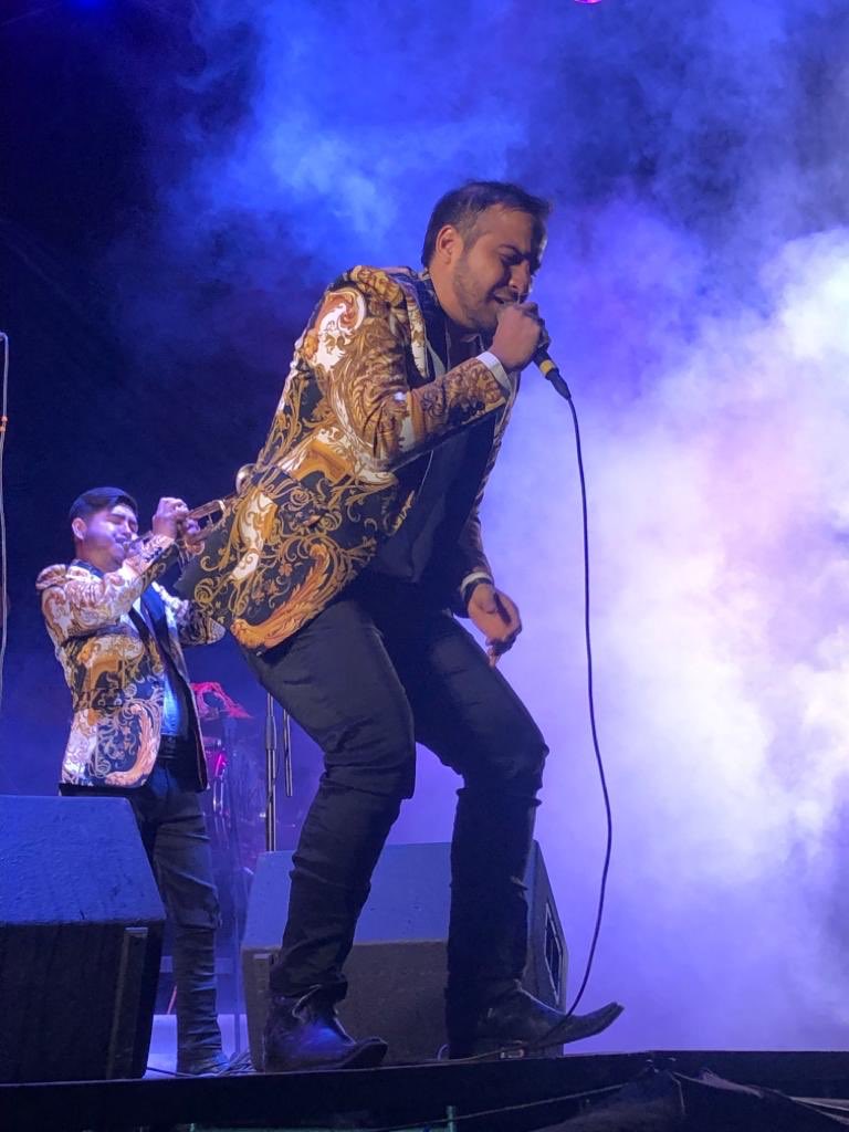 EXPLOSIVADEMAZA's tweet photo. Gracias a toda la gente bonita de San Francisco Uricho Michoacán la pasamos increíble prometemos regresar pronto #LaExplosiva https://t.co/5FjfWm6h08
