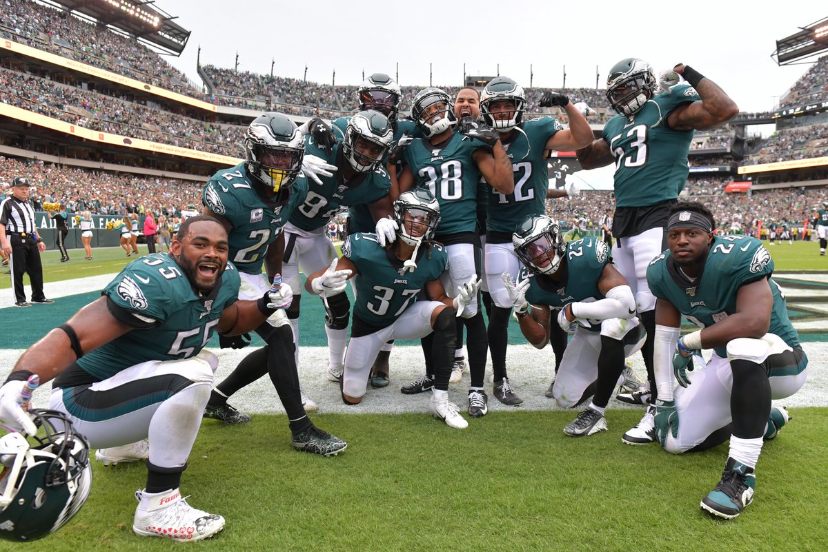 Eagles's tweet image. 31 points
10 sacks
1 big win

#NYJvsPHI | #FlyEaglesFly