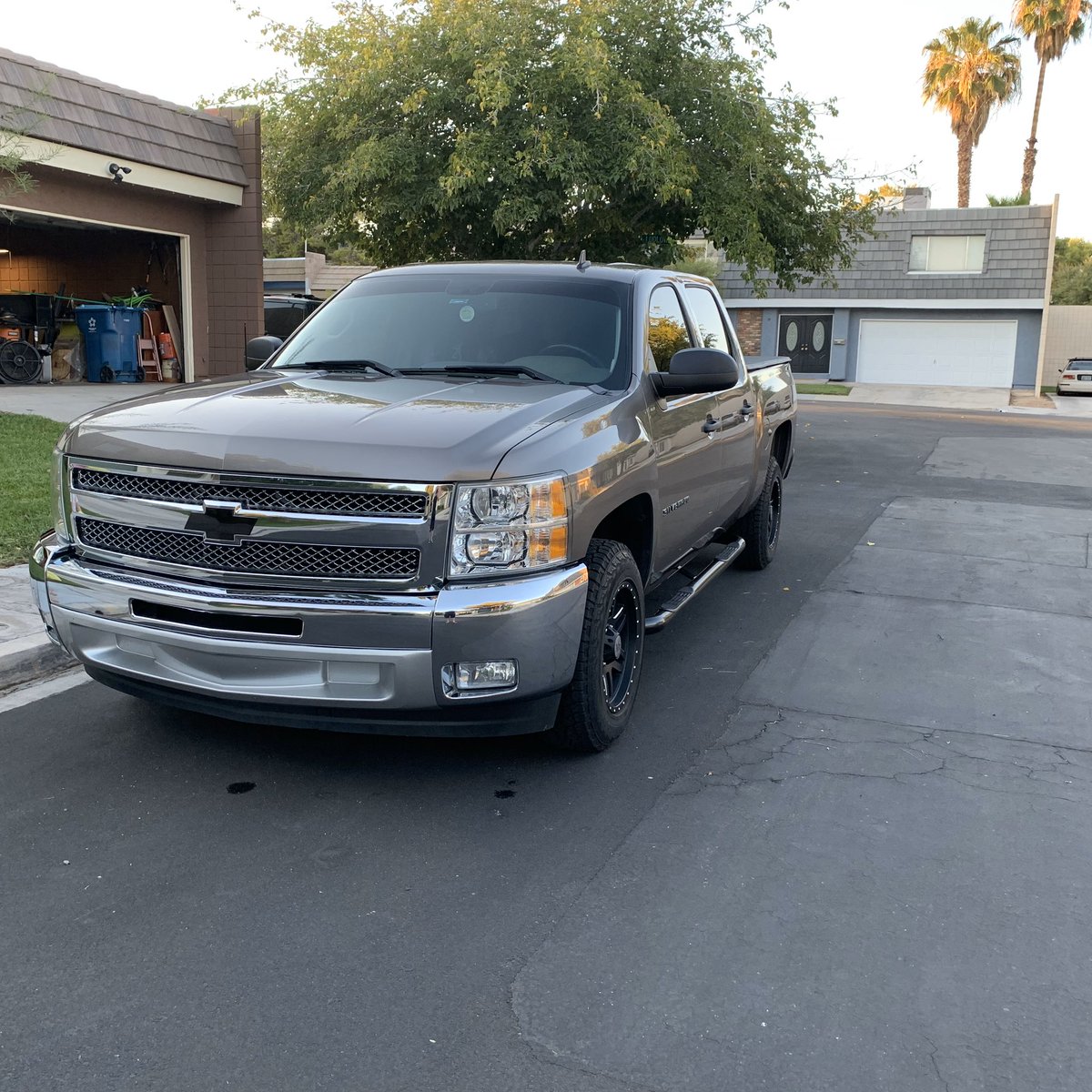 MobilePitch's tweet photo. Give us a call! 702-994-3436 Full detail and a Hand dry starting at 45$! #gooddeals#cleancars#WPMD https://t.co/0EEsB61sxS