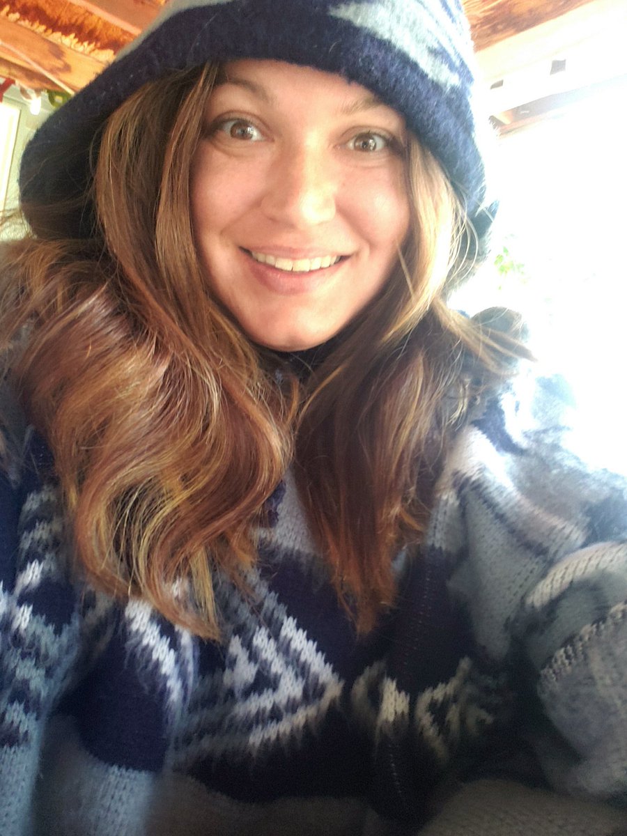 mattozzi1321's tweet image. IT'S COWBOYS GAME DAY!!! Finally  cold enough to wear my killer poncho!! GO COWBOYS!!!!#DallasCowboys #SundayFunday #beatthepack