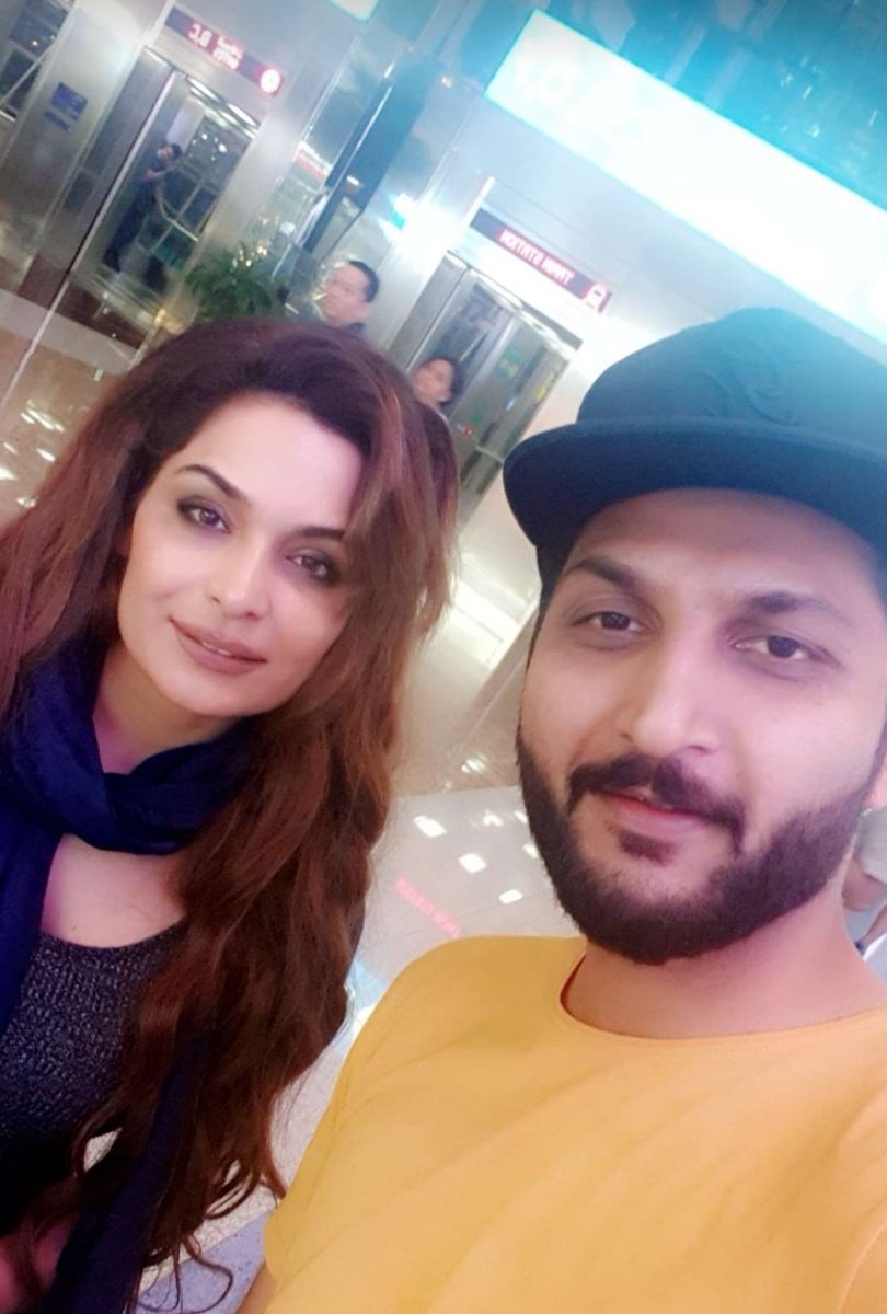 @Bilalsaeedmusic with the ONE & ONLY @TheMeeraJee 
.
For concert & queries contact @murzie
.
#BilalSaeed #MeeraJee #Baaji #PakistaniMusic #Lollywood #PakistaniFilms #Pakistan #Pakistani #Style #Fashion #Films #Music #TeamBilalSaeed