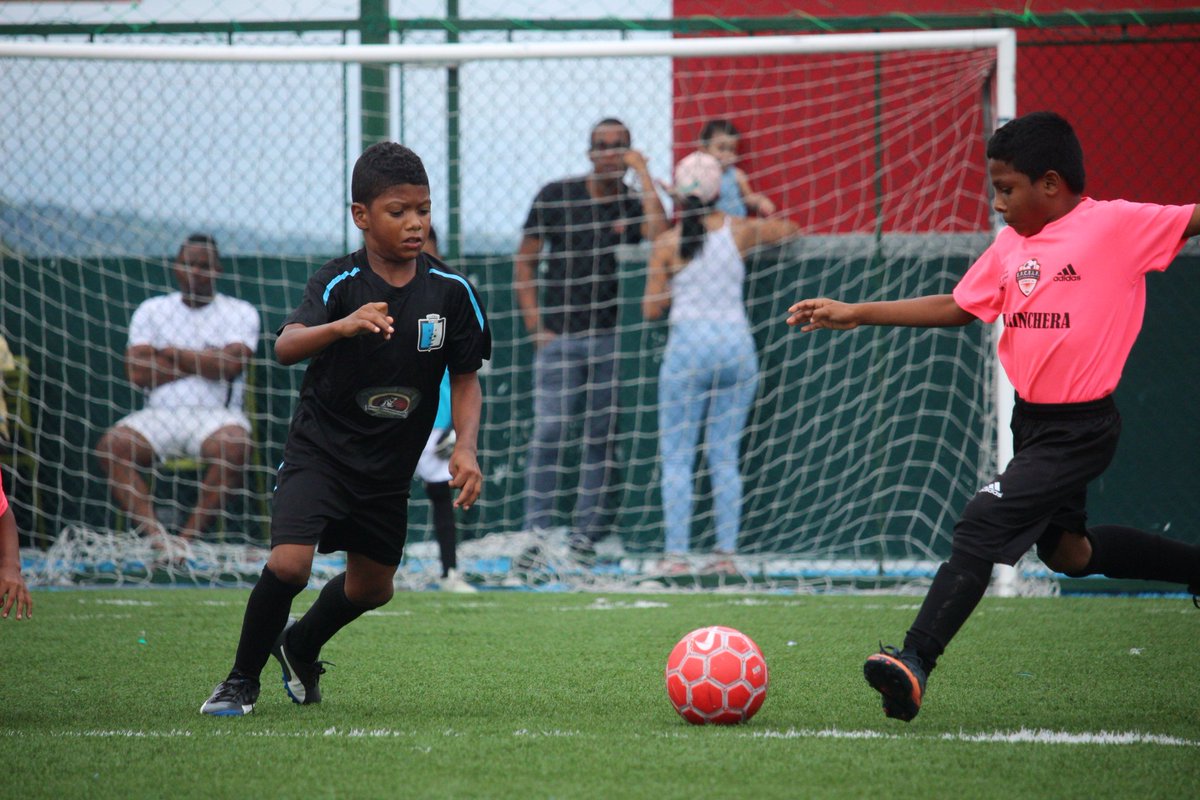PromesasdelO's tweet photo. #CuartosFinal 📸Olímpico FC vs Creciendo En La Fé

📄 Categoría Sub10

🏟️Sky Soccer, Anclas Mall https://t.co/BG4XS9euJ6