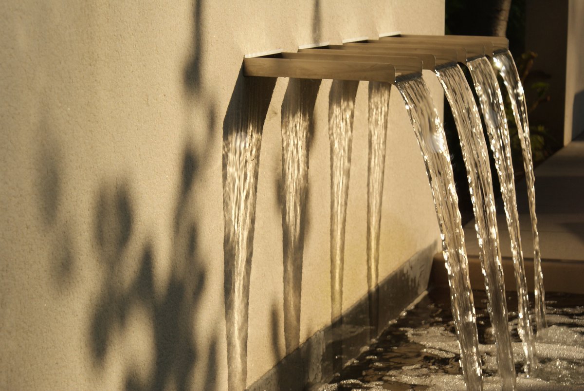 Enjoyed every minute of creating this space for my wonderful clients :) @Landscape_Co <a href="/SandstoneUK/">Cheshire Paving Stones</a> <a href="/Millboard_UK/">Millboard</a> <a href="/coriandesign/">Corian Design</a> #contemporarygardendesign