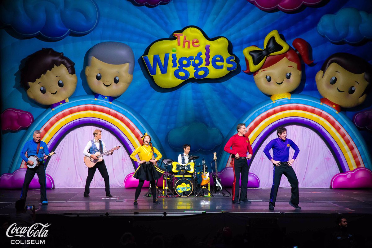 CocaColaClsm's tweet photo. Ready, steady, wiggle! Fun-filled day with @TheWiggles taking over the building for two shows. #PartyTimeTour
(πΈ: Tom Pandi) https://t.co/jKC2XNkY3k