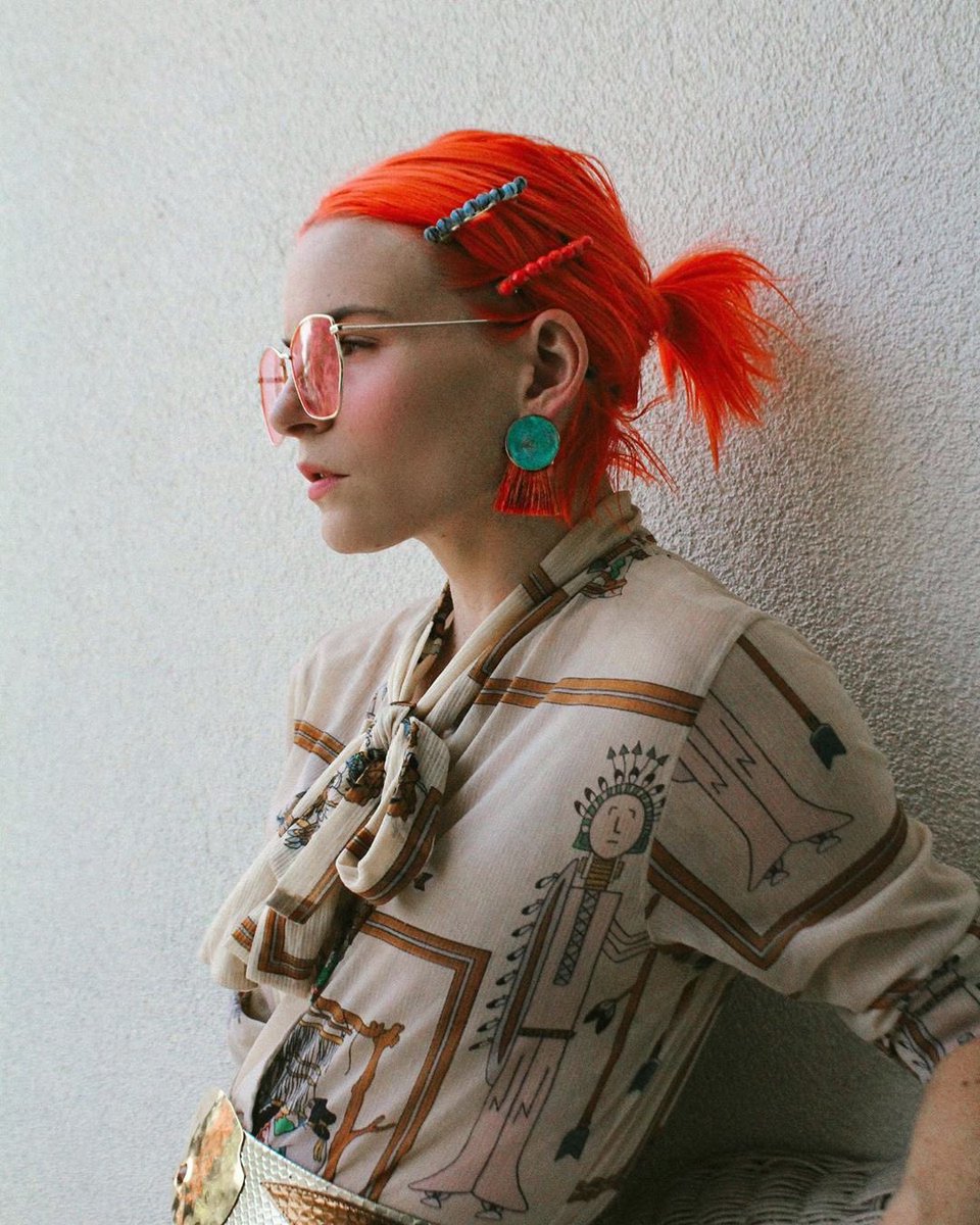 zerouv's tweet photo. Sunday Profiles 😐🧡
👤: @themetalromantic 🇺🇸 ⠀ ⠀
🕶: #zerouvC947 ⠀ ⠀
:
.
:
#orangehair #shorthair #womens #sunglasses #smallsunglasses #mom #mother #retro #womensfashion #ootd #sunglasses #shopzerouv #zerouv https://t.co/LSmLFpcbD6