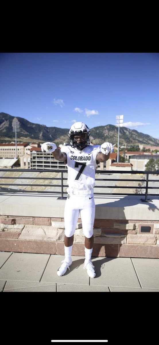 treybreezy02's tweet photo. Had a great time this weekend up in Boulder! A big thank you to the staff for having me and my family out ‼️ @CUBuffsFootball @CoachMikeCU https://t.co/JTjpf0d8u1