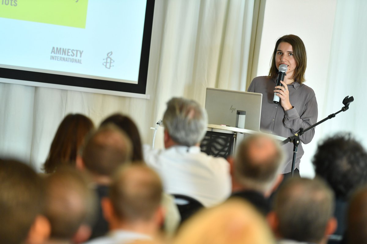 ai_de_DRC_UG's tweet photo. At a recent event in the e-mobility sector we informed about human rights issues in cobalt supply chains #BusinessandHumanRights #bindingregulations https://t.co/xo8UDcQAXz