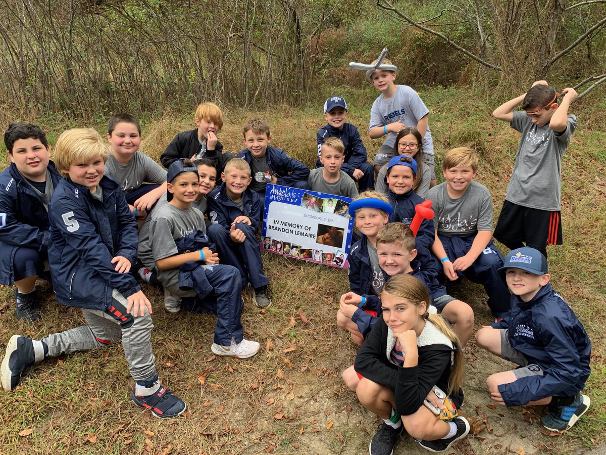 LIRebels's tweet photo. The LI Rebels Squirt Major team participated in today’s walk for Angela’s House at the Holtsville Ecolgy Site in honor of their teammates brother Brandon LeMaire. They raised over $2000 for the cause. It was an amazing afternoon. #LIRebelsSquirts #LIRebelshockey #licommunity https://t.co/o7jDq82MIS