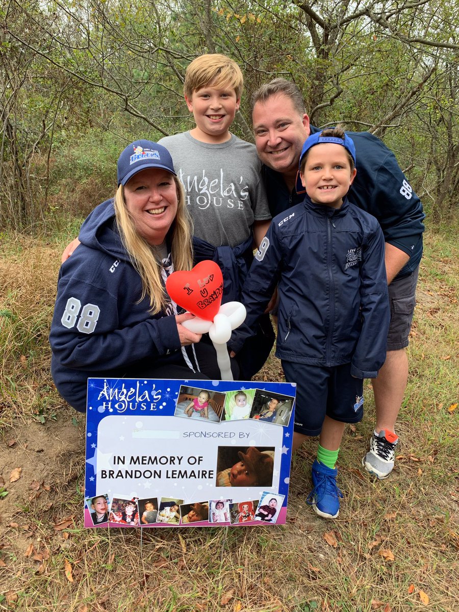 LIRebels's tweet photo. The LI Rebels Squirt Major team participated in today’s walk for Angela’s House at the Holtsville Ecolgy Site in honor of their teammates brother Brandon LeMaire. They raised over $2000 for the cause. It was an amazing afternoon. #LIRebelsSquirts #LIRebelshockey #licommunity https://t.co/o7jDq82MIS