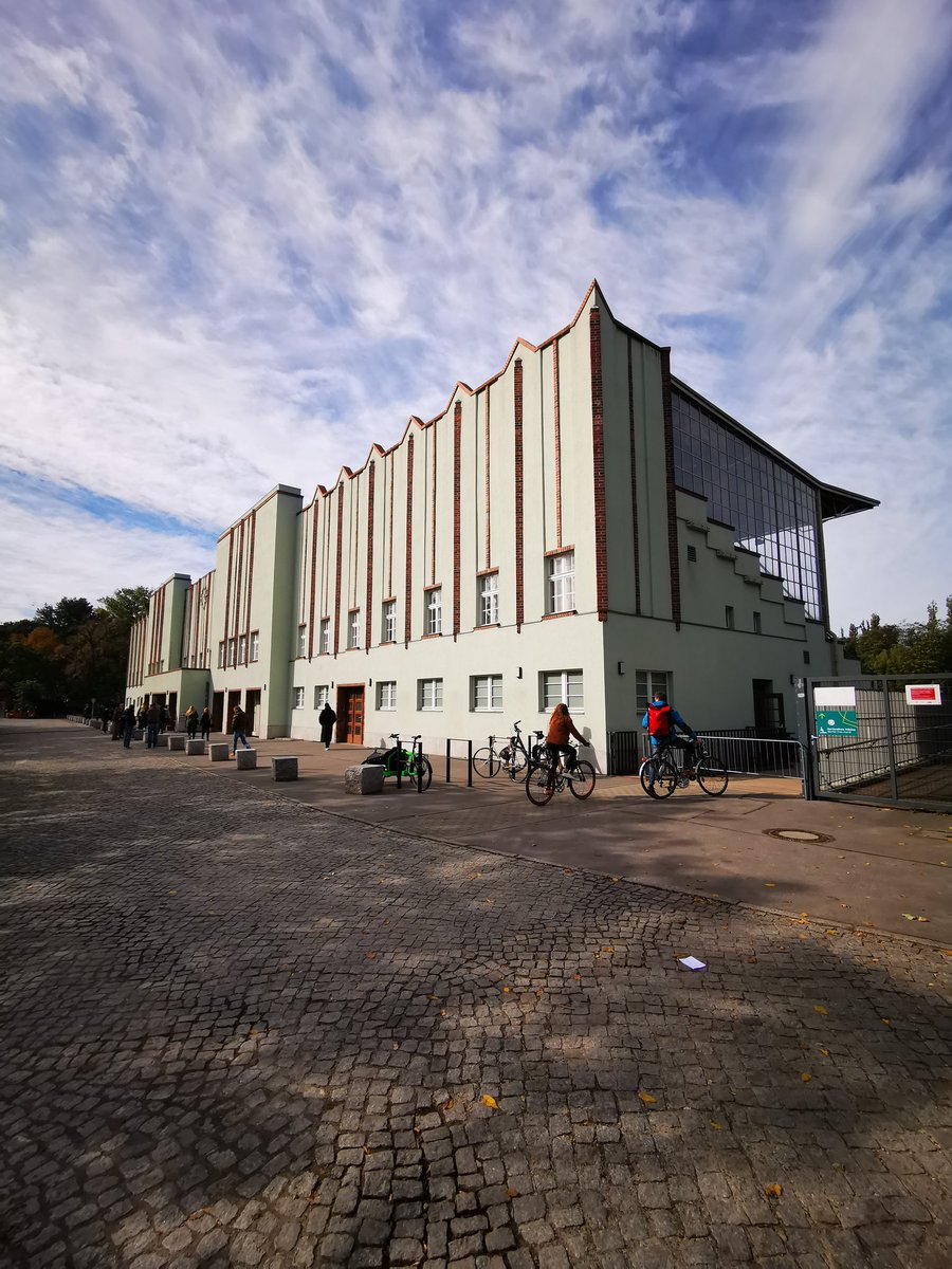 FeanFan4Life's tweet photo. Tof weekend Oost Duitsland zit er helaas weer op, genoten met @doingthe116 @Kraijkamp en GJ zonder Twitter #TennisBorussiaBerlin #DymamoDresden #BFCPreussen #BerlinerAK https://t.co/o6Fa3wJlbQ