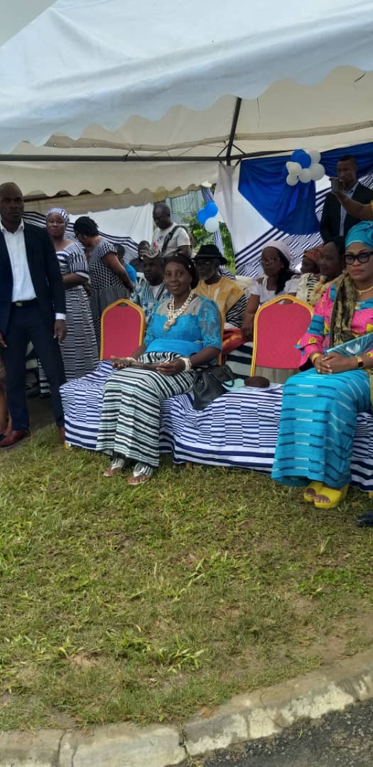 #Promotiondelafemme
L'honorable chef DIEOU Epse BLY Mauricette Désirée. Installée officiellement chef de la communauté wê d'abobo centre le samedi 05 Octobre 2019 à la mairie d'abobo . l'ONEF y était
#femomedias 
<a href="/MariamSorelle/">Mariam Sorelle</a> <a href="/ongofaci/">OFACI</a>
<a href="/OngOnef/">ONG ONEF</a>