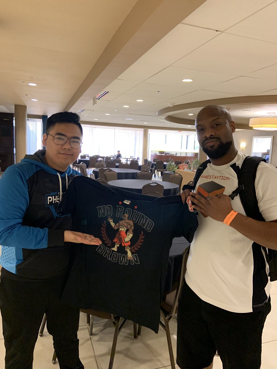 RJ_Vox's tweet photo. Also, if y’all are at #TFC2019 and someone didn’t know that No Round Brown shirts were for sale, make sure you hit up @pokchop50 https://t.co/0jawicDues