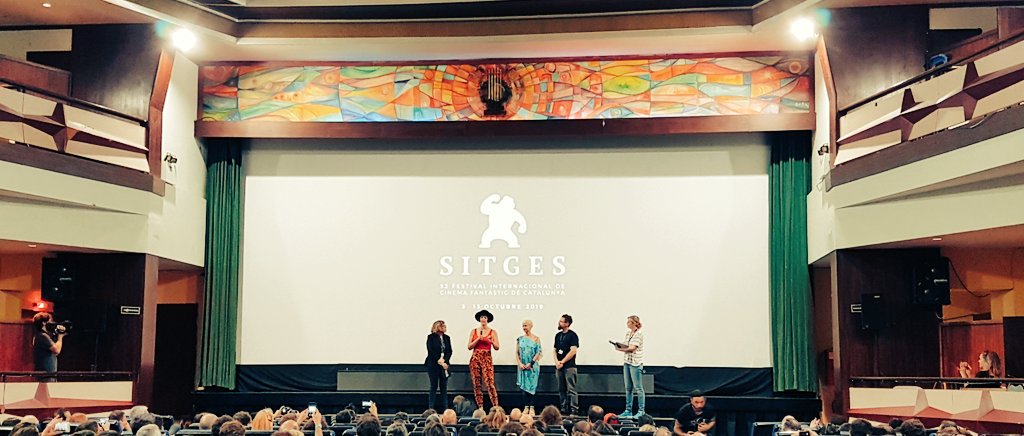 EricAntonell's tweet photo. Pollyanna McIntosh, una protagonista que va deixar petjada al #Sitges2011 amb #TheWoman, repeteix ara com a actriu i realitzadora a la seqüela titulada #Darlin. Un film que vol escenificar més que mai la repressió eclesiàstica i social #Sitges2019 @sitgesfestival https://t.co/95dOe2Cj0E