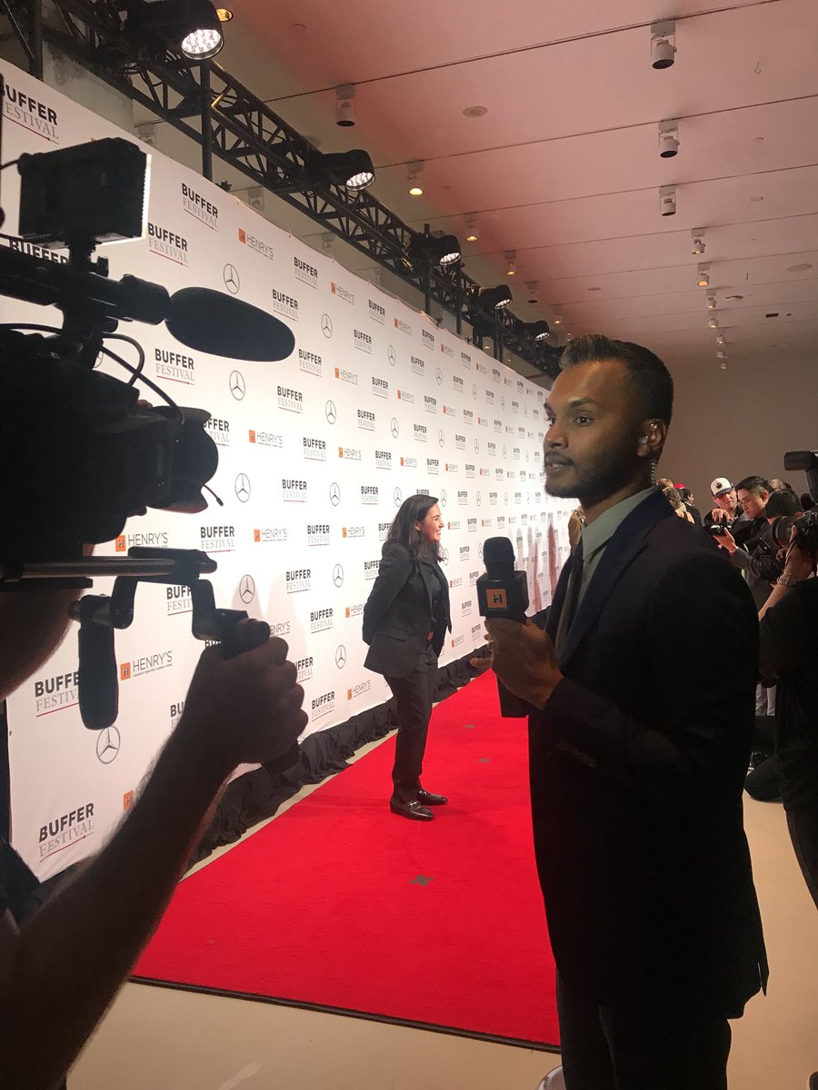 Tune in to see more from our Gala Red Carpet with <a href="/HenrysCamera/">Henry's</a>! 

youtu.be/STYvdxT_2HU