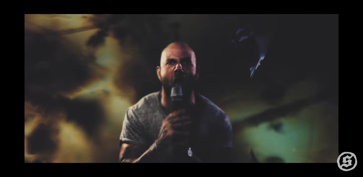 ferrarikaga's tweet photo. I need another collab between @augustburnsred and @fitforaking aka the two current best metalcore bands. #deadmemory https://t.co/URy0HAV5jt