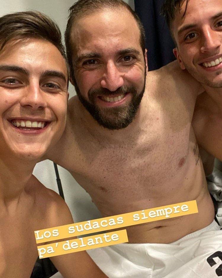 ciambi83's tweet photo. Agghiacciande sta juve in HD @PauDybala_JR @G_Higuain #interjuve 1 2 @juventusfc #juventus #juve #campioniditalia #w8nderful #allianzstadium #serieatim  #juventusstadium #finoallafineforzajuventus https://t.co/RRj5LJEsoV