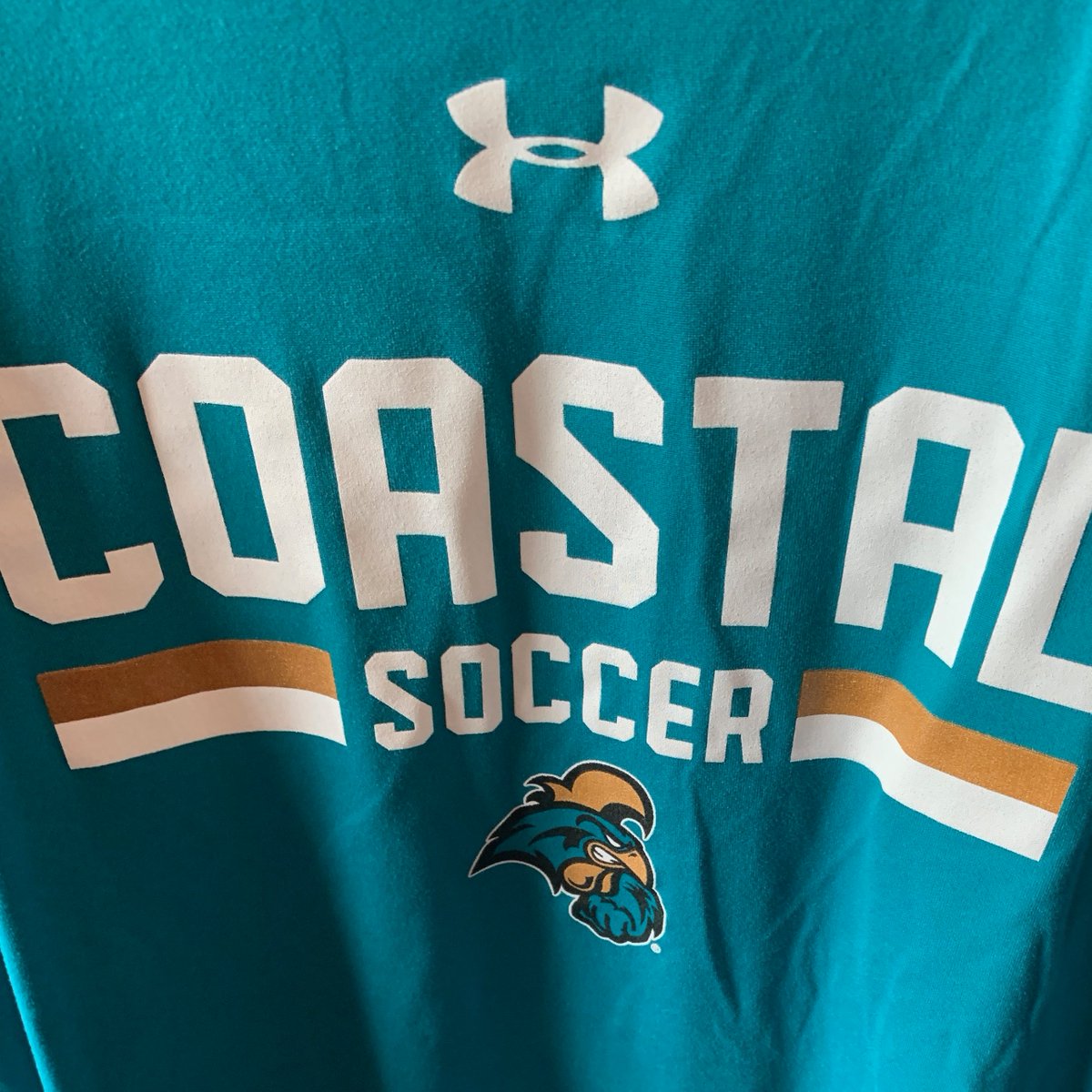 Had a great time training at the 
<a href="/CoastalMSoccer/">Coastal Men's Soccer</a> ID camp &amp; working with GK Coach <a href="/lelicker123/">Lance Elicker</a> &amp; Freshmen GK @TZinngrebe Thanks for the great sessions. Look forward to our future discussions! Enjoyed 👀the match last night as well! Best of luck on the rest of season!
