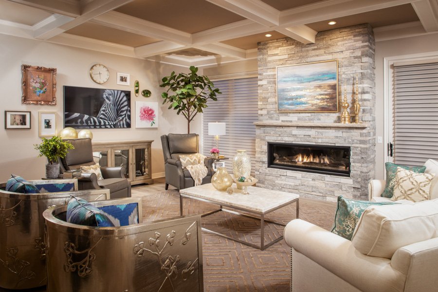 AmbianceWindow's tweet image. #TuesdayTip ❄️🌬☃️Winter will be here before we know it! Drapes and curtains can help insulate the rooms in your home against the cold! Request a free consultation: bit.ly/325dhvO