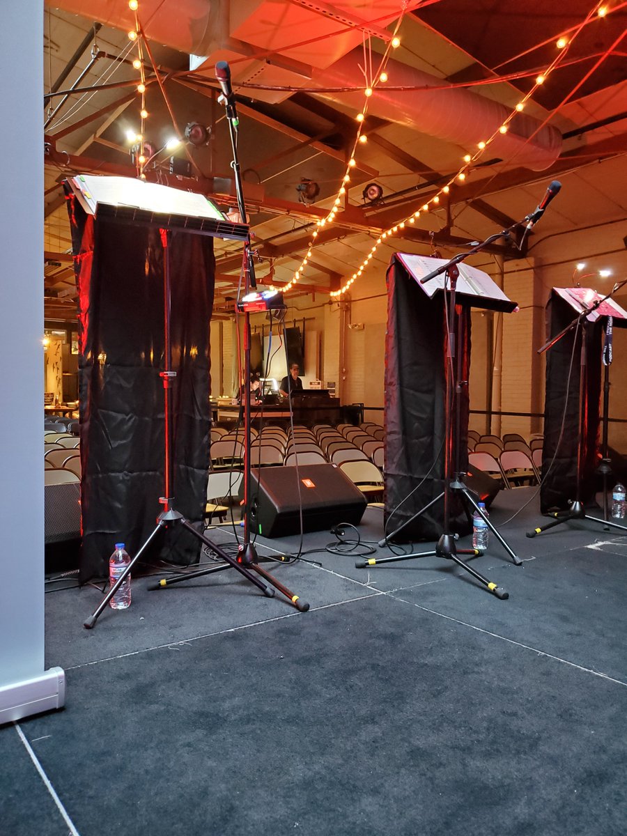 jnmcevoy's tweet photo. Almost ready, Milwaukee!
#SleeplessLive #Halloween2019 https://t.co/0rHYVhcqem