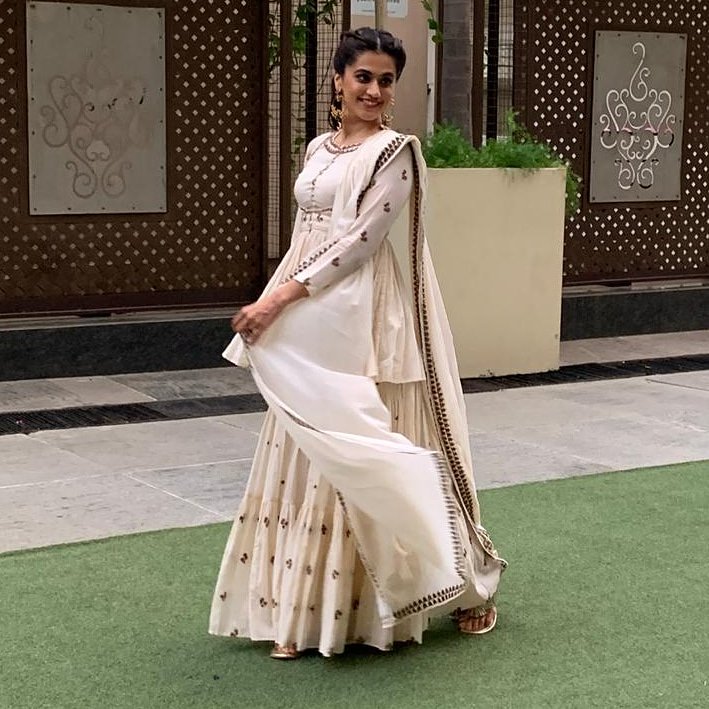 NovotelAbad's tweet photo. We welcomed the beautiful @taapsee to #NovotelAhmedabad
We wish her all the best for her upcoming movie #sandhkiaankh
Enjoy our #midnightbuffet
at #TheSquare and get a chance to meet celebrities.
#AccorHotels #FeelWelcome #timeisonyourside #novotel20 https://t.co/qXJqXDtzIU