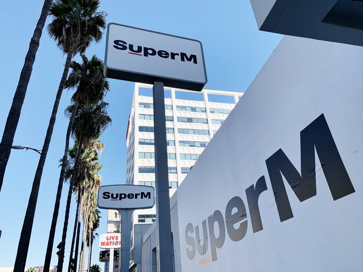 superm's tweet photo. Members had a great time visiting #SuperM_HOLLYWOOD_POP_UP on the opening day! 
Please come and enjoy it as much as you like tomorrow as well! 😎

📌7080 HOLLYWOOD BLVD. LA, U.S.A. /10.6 SUN~ 10.13 SUN/12PM~8PM

#SuperM  #WeAreTheFuture  #SuperMtheFuture  #SuperM_Jopping https://t.co/ZTfTfmKsPh